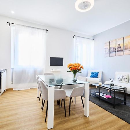 Duomo Charme Apartment Милан Экстерьер фото