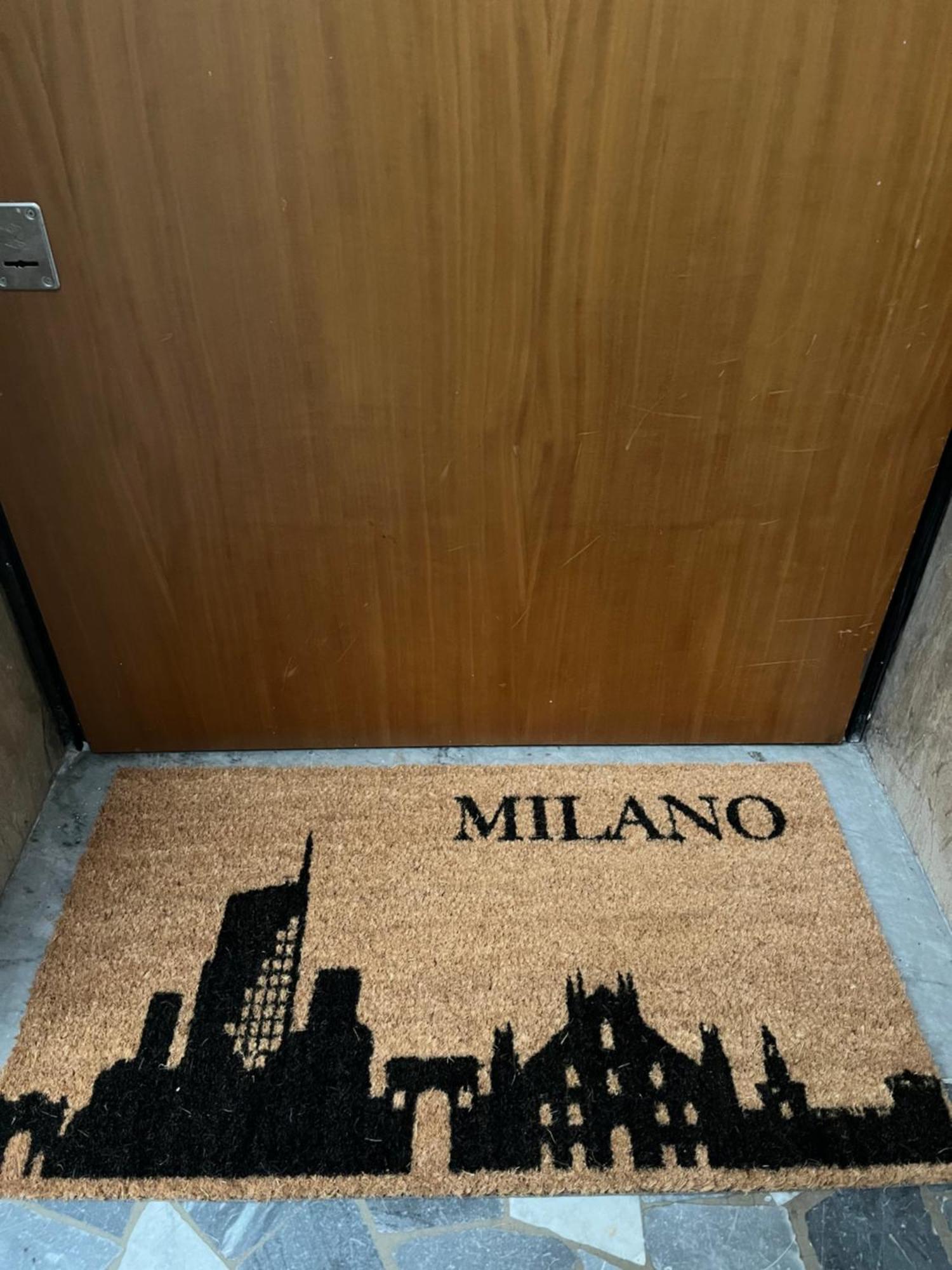 Duomo Charme Apartment Милан Экстерьер фото